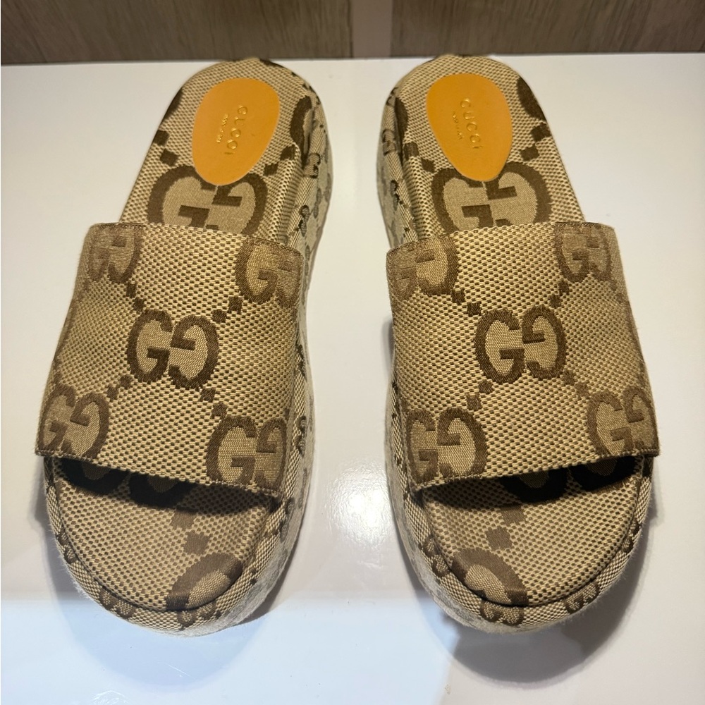 ✨Gucci Women’s platform slide sandal ✨ - Picture 2 of 5